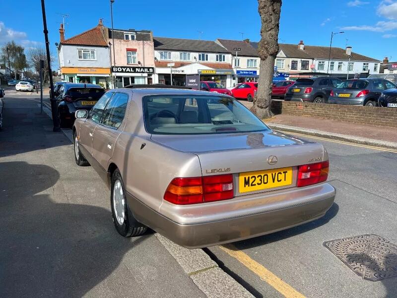 LEXUS LS 4.0 400 1996