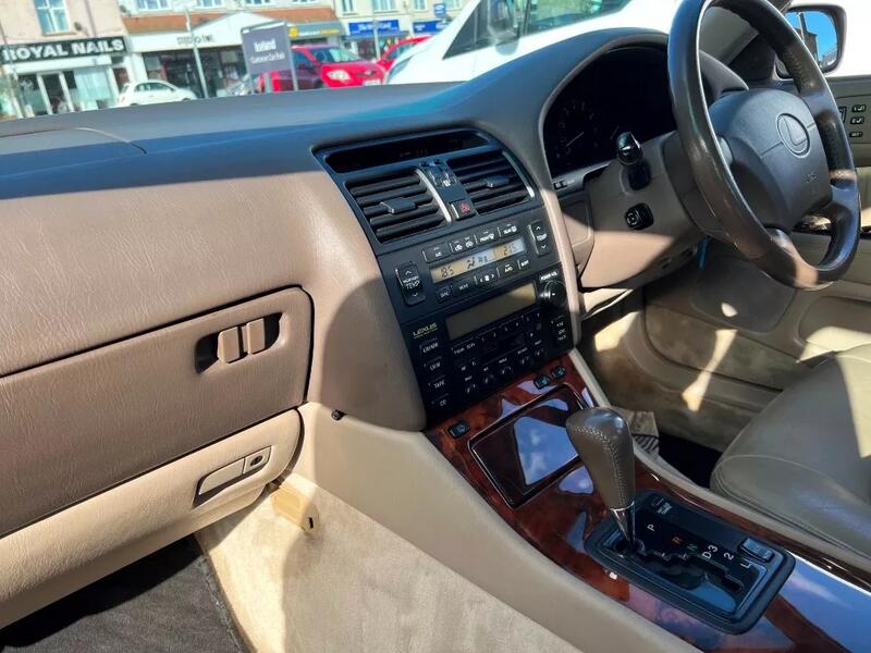 LEXUS LS 4.0 400 1996