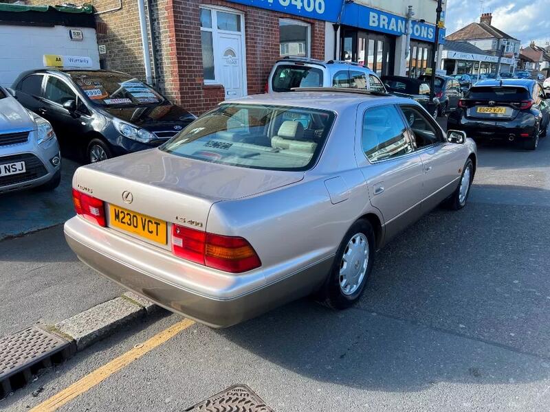 LEXUS LS 4.0 400 1996